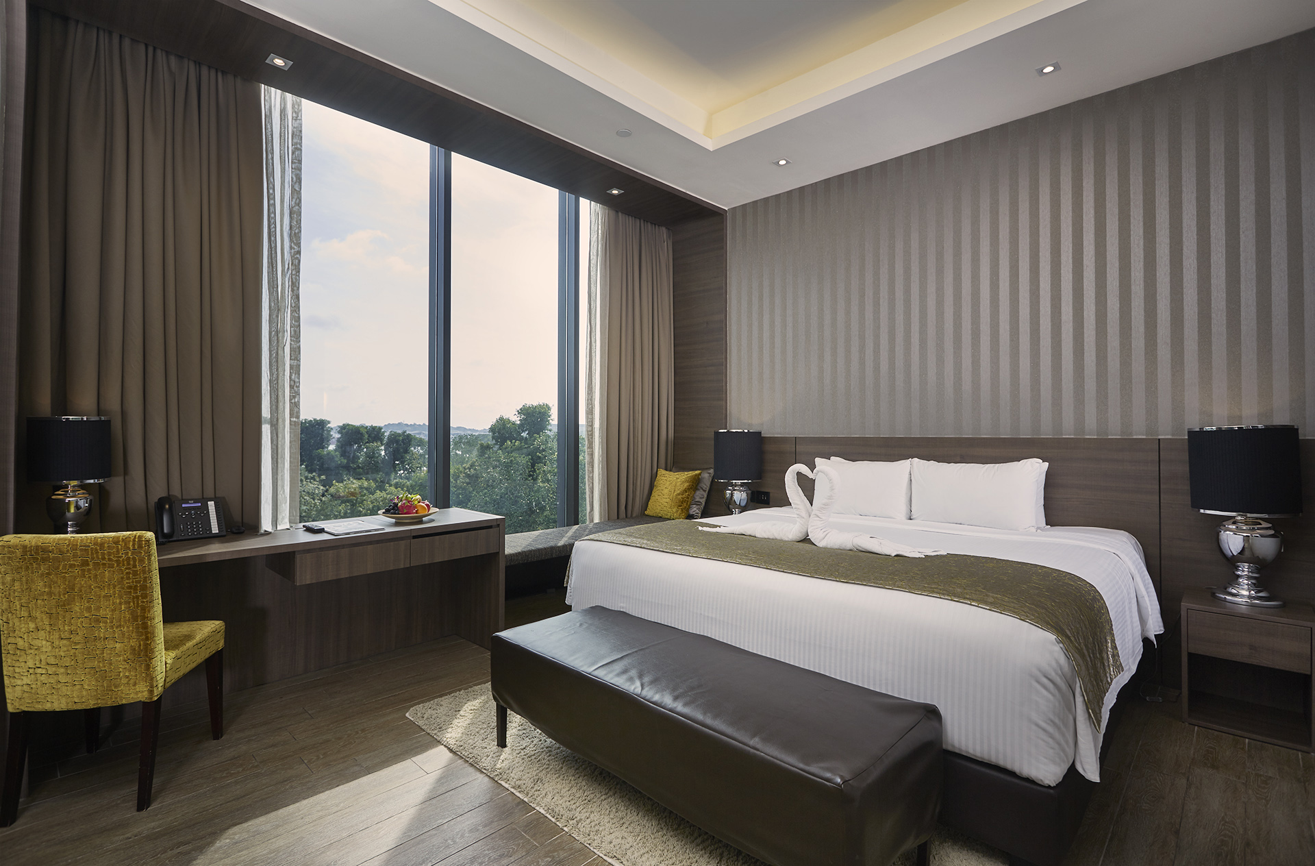 Rainforest Premier Suite - Luxury rooms at D'Resort Singapore