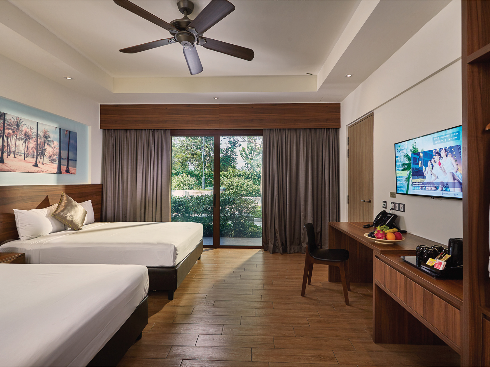 Beach Cove - Rooms for staycation with family and friends at D'Resort Singapore